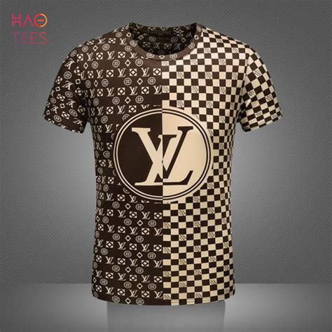 louis vuitton print t shirt|Louis Vuitton t shirt 2021.